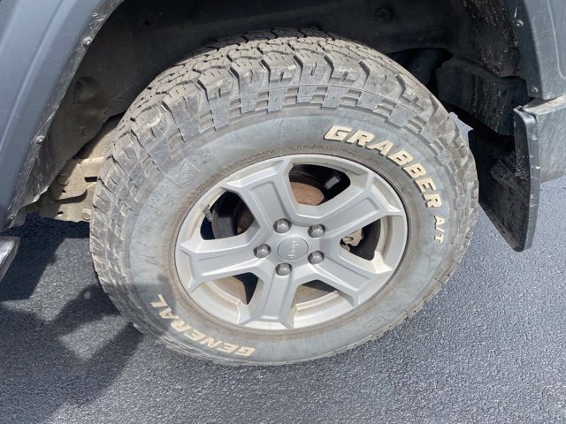 Used 2018 Jeep Wrangler Unlimited Sport S AWD/4WD image 12