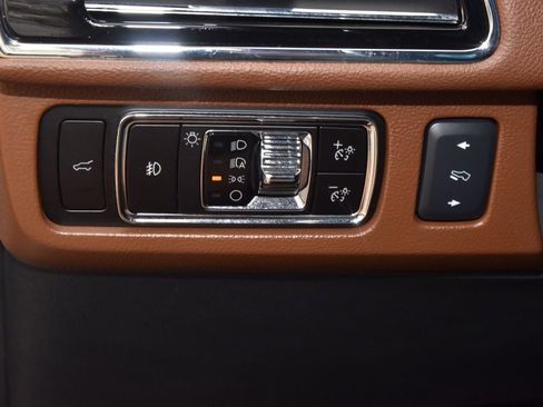 Used 2023 Lincoln Navigator L Reserve image 33