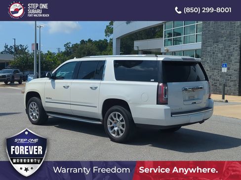 Used 2019 GMC Yukon XL Denali w/ Open Road Package RWD image 5