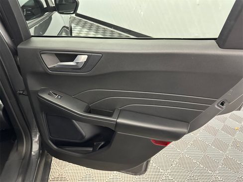 Used 2023 Ford Escape ST-Line w/ Tech Pack #1 image 17