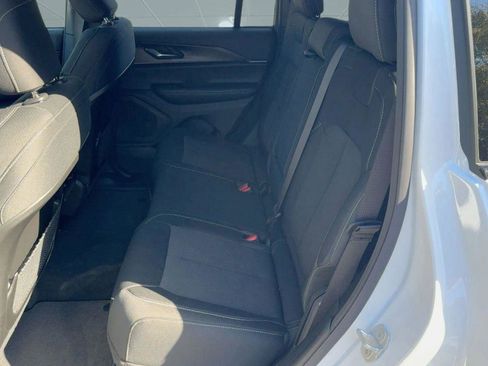 New 2025 Jeep Grand Cherokee Laredo X w/ Luxury Tech Group I image 13