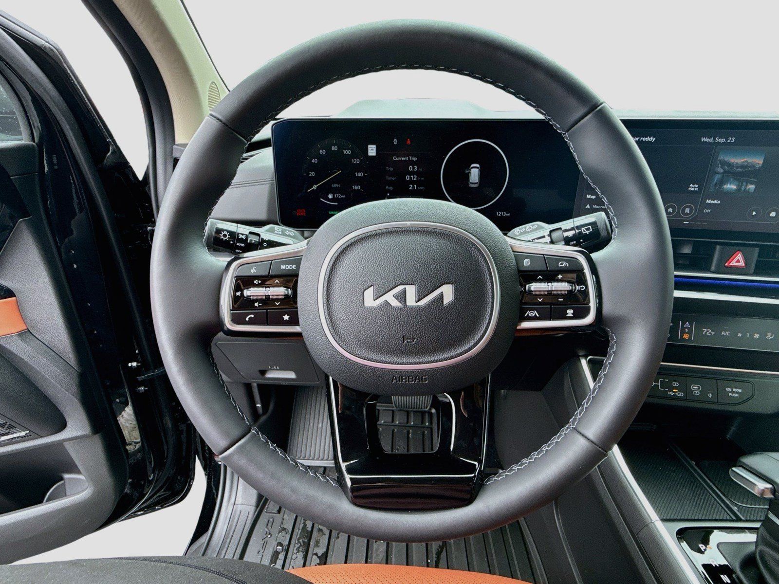 Used 2026 Kia Carnival SX Prestige FWD image 10
