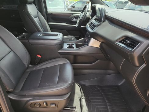Used 2023 Chevrolet Suburban Z71 AWD/4WD image 9