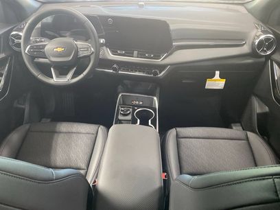 New 2027 Chevrolet Equinox LT w/ Convenience Package II