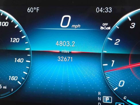 Used 2023 Mercedes-Benz GLE 350 4MATIC image 30