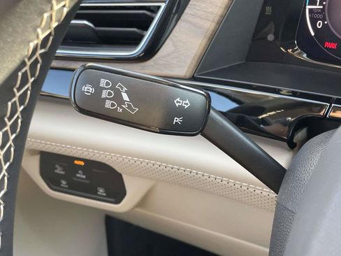 Certified 2026 Volkswagen Atlas SE w/ Panoramic Sunroof Package FWD image 21
