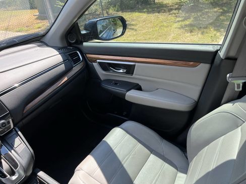 Used 2017 Honda CR-V Touring image 21