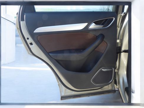 Used 2017 Audi Q3 2.0T Prestige w/ Prestige Package image 23