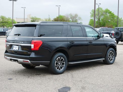 Used 2022 Ford Expedition Max XLT AWD/4WD image 6