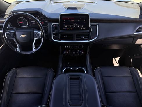 Used 2021 Chevrolet Tahoe Premier w/ Premium Package image 12