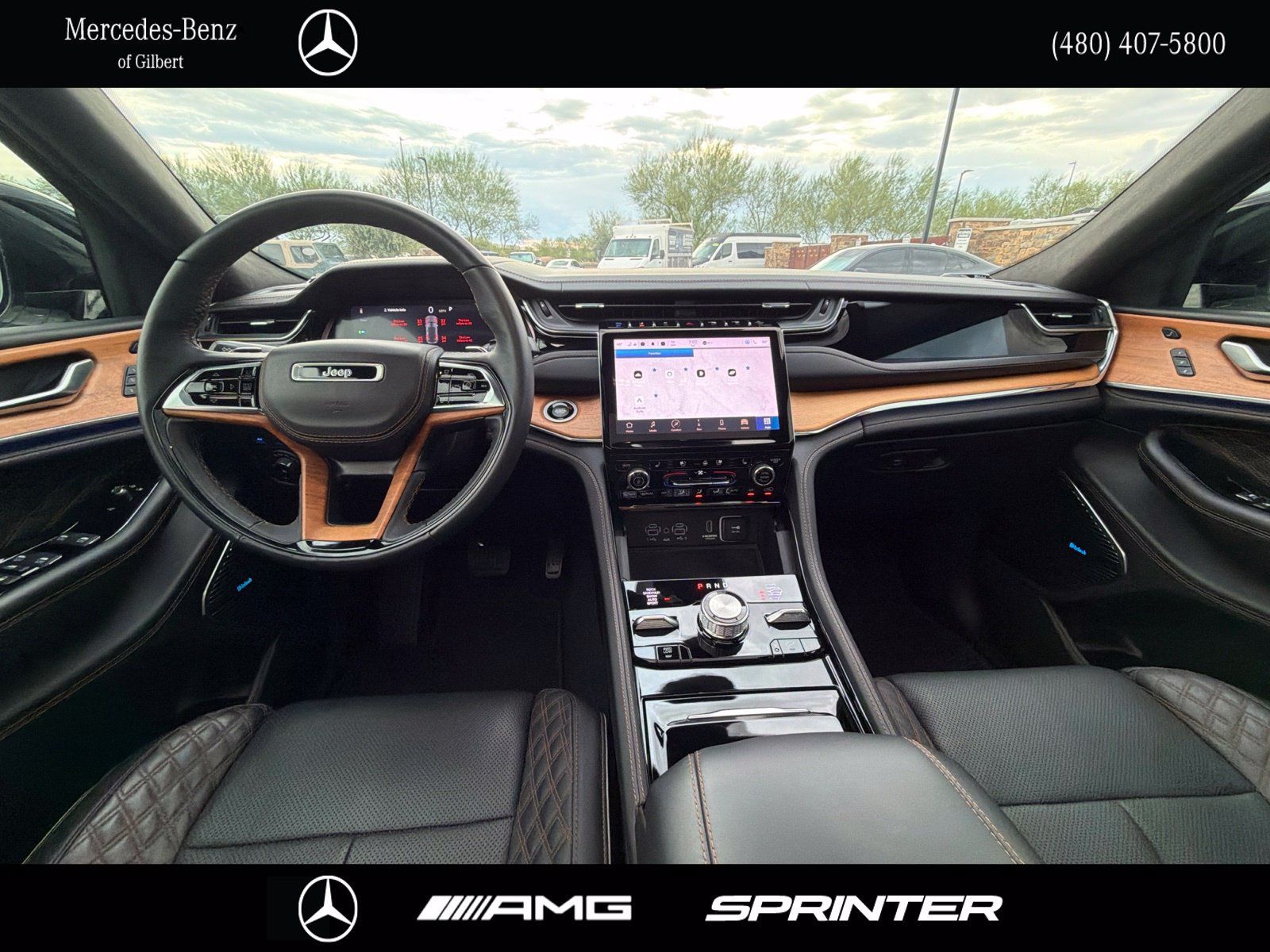 Used 2023 Jeep Grand Cherokee Summit AWD/4WD image 26