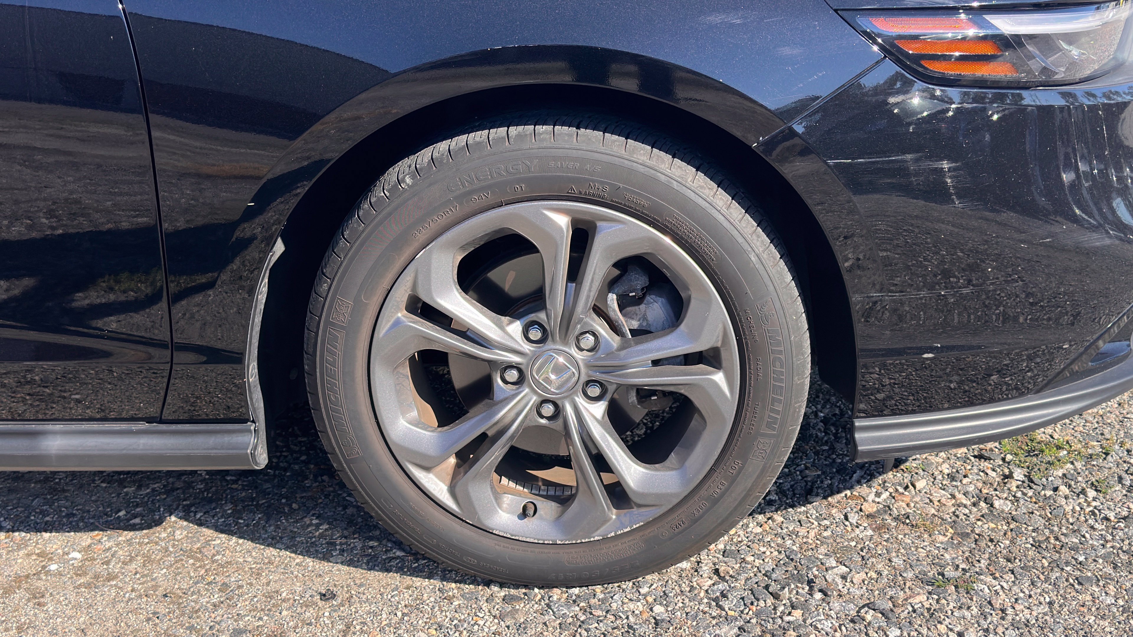 Used 2023 Honda Accord EX image 9