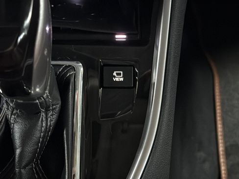 Used 2020 Subaru Outback Touring image 38