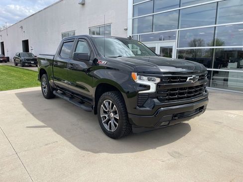 Used 2022 Chevrolet Silverado 1500 RST w/ Convenience Package II AWD/4WD image 1