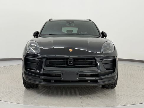Used 2024 Porsche Macan AWD/4WD image 6