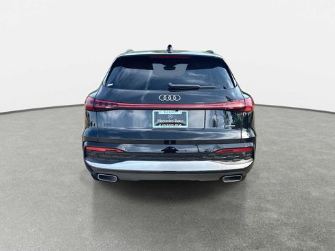 Used 2025 Audi Q5 Premium Plus w/ Premium Plus AWD/4WD image 7