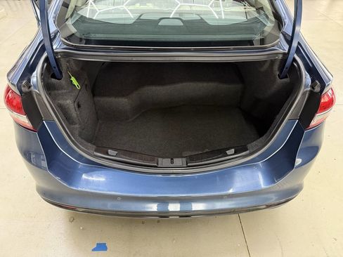 Used 2018 Ford Fusion Titanium FWD image 8