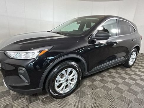 Used 2024 Ford Escape Active AWD/4WD image 6