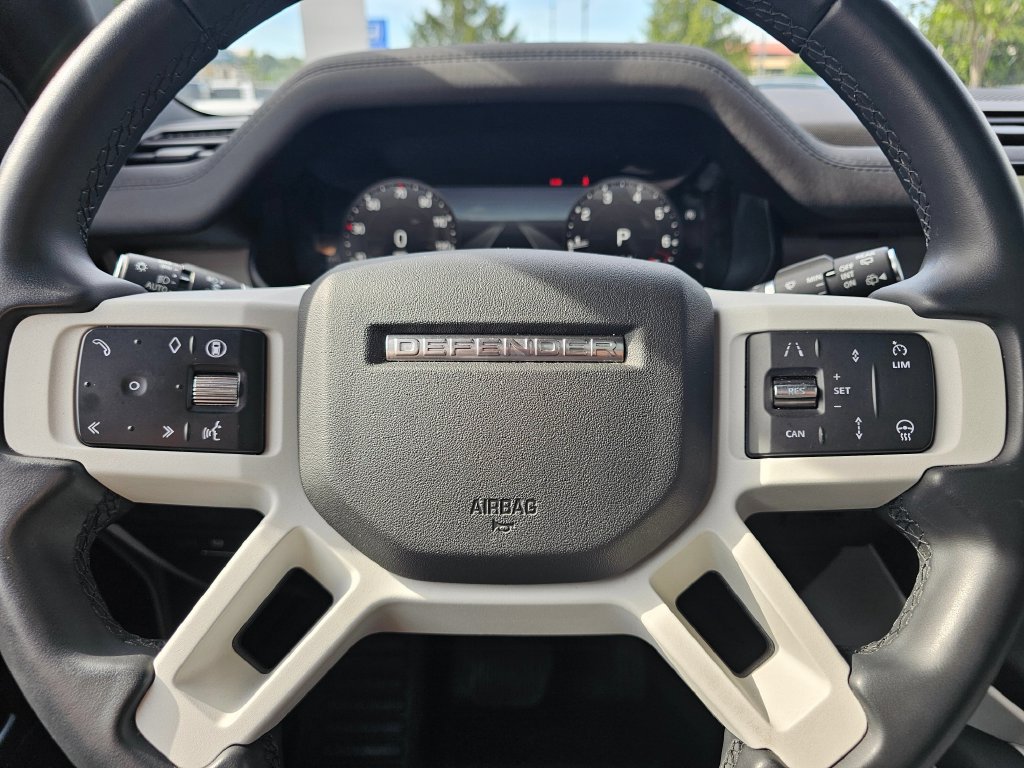 Used 2025 Land Rover Defender 110 S AWD/4WD image 19