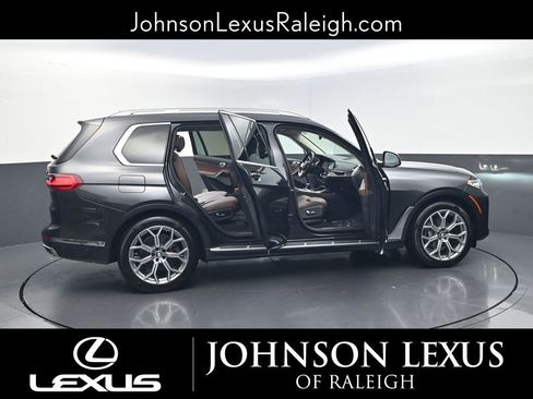 Used 2020 BMW X7 xDrive40i w/ Cold Weather Package image 33