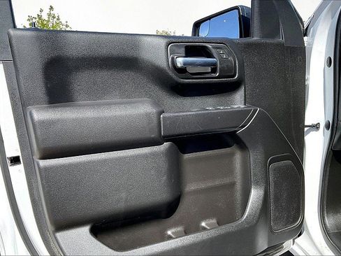 Used 2022 Chevrolet Silverado 1500 Custom AWD/4WD image 20