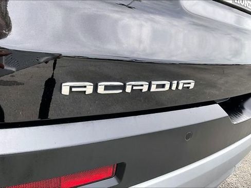 Used 2023 GMC Acadia SLE w/ Driver Convenience Package image 25