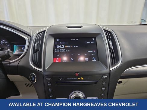 Used 2019 Ford Edge Titanium w/ Equipment Group 301A image 18