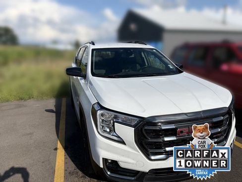 Used 2023 GMC Terrain AT4 w/ LPO, Floor Liner Package AWD/4WD image 3
