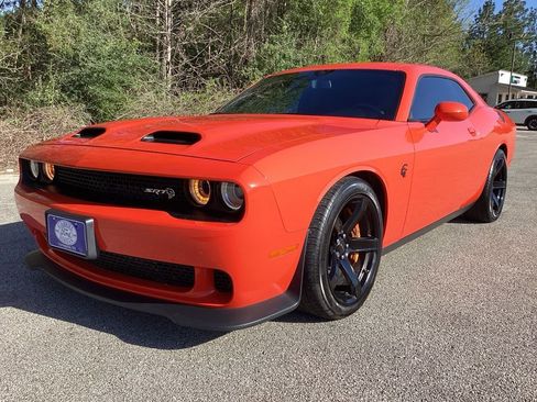 Used 2019 Dodge Challenger SRT Hellcat Redeye image 3