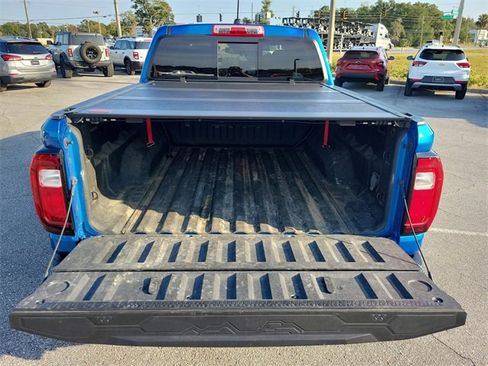 Used 2024 GMC Canyon Elevation w/ Convenience Package image 9