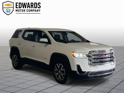 Used 2023 GMC Acadia SLE image 1