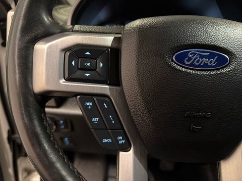 Used 2020 Ford F150 Platinum w/ Equipment Group 701A Luxury AWD/4WD image 18