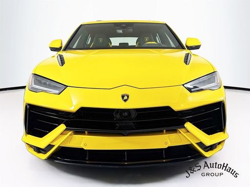 Used 2024 Lamborghini Urus S AWD/4WD image 2