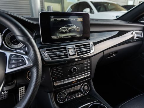 Used 2016 Mercedes-Benz CLS 400 image 24
