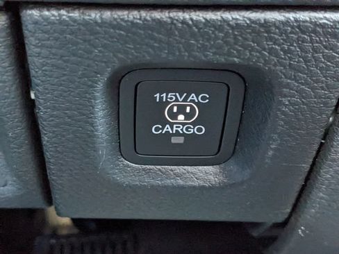 New 2026 RAM 3500 Laramie AWD/4WD image 21