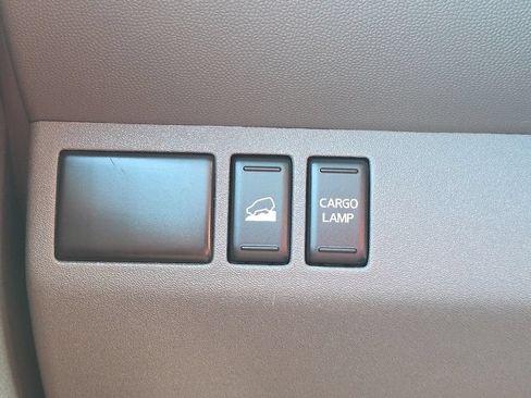 Used 2020 Nissan Frontier S AWD/4WD image 17
