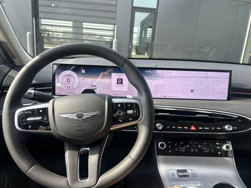 New 2026 Genesis GV70 2.5T Advanced image 16