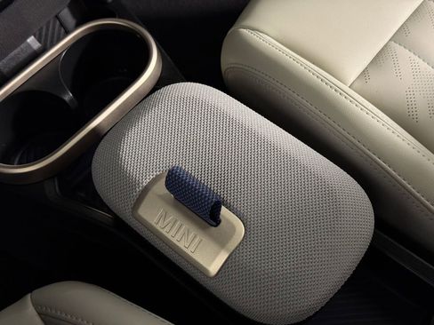 Certified 2025 MINI Cooper S image 16