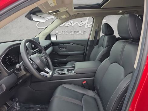 Used 2024 Honda Pilot Touring image 19