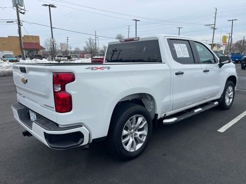 Used 2022 Chevrolet Silverado 1500 Custom image 9