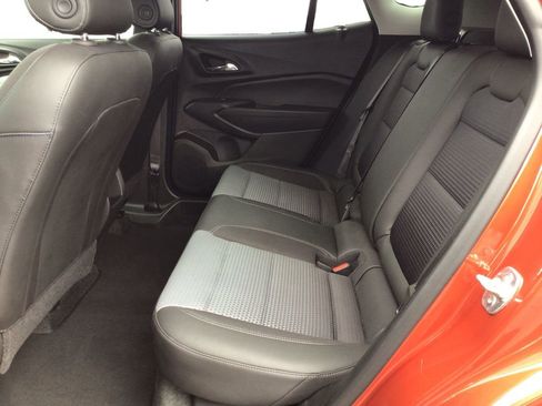 Used 2024 Chevrolet Trax LT w/ Driver Confidence Package FWD image 10