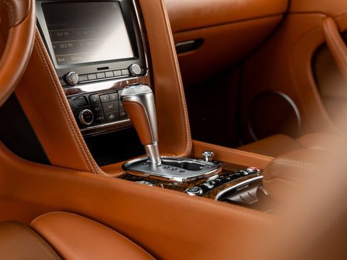 Used 2013 Bentley Continental GT image 23