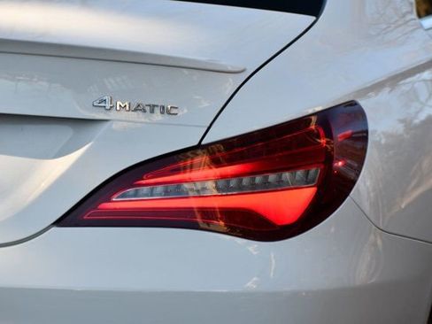 Used 2019 Mercedes-Benz CLA 250 4MATIC w/ Premium Package image 11