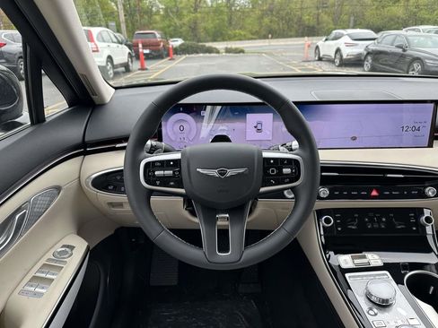 New 2026 Genesis GV70 2.5T AWD/4WD image 9
