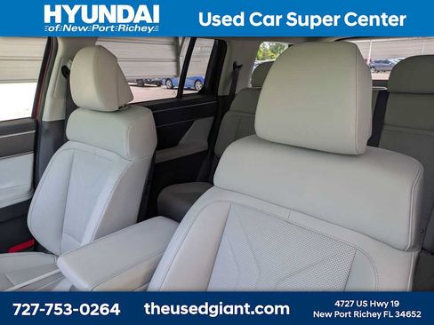 Certified 2024 Hyundai Santa Fe SEL AWD/4WD image 7