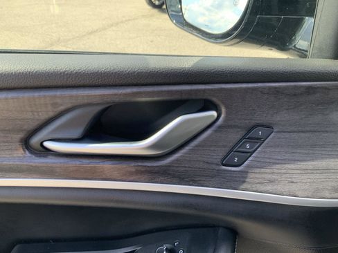 Used 2023 Jeep Grand Cherokee L Limited AWD/4WD image 26