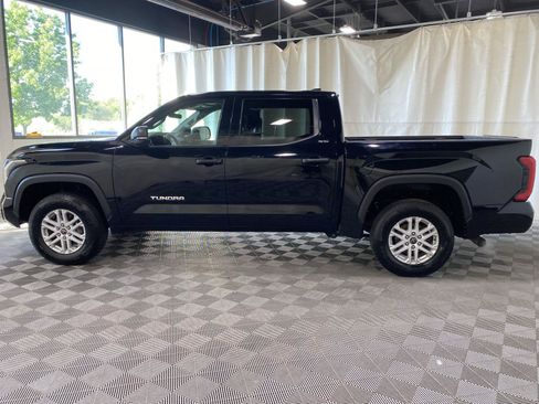 Used 2023 Toyota Tundra SR5 w/ SR5 Convenience Package AWD/4WD image 7