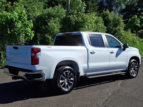 Certified 2022 Chevrolet Silverado 1500 LT AWD/4WD image 6