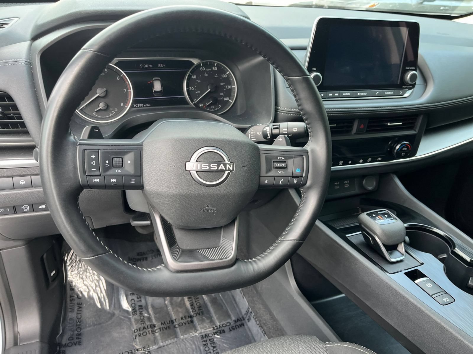 Used 2025 Nissan Rogue SV AWD/4WD image 33