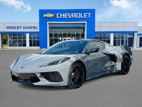 Used 2024 Chevrolet Corvette Stingray Premium Cpe w/ Body-Color Dual Roof Package image 1